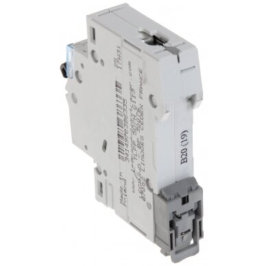 CIRCUIT BREAKER LE-403358 ONE-PHASE 20 A B TYPE LEGRAND 3