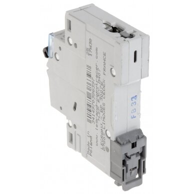 CIRCUIT BREAKER LE-403360 ONE-PHASE 32 A B TYPE LEGRAND 3